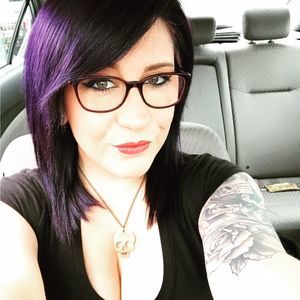 Meet your Posher, Laura